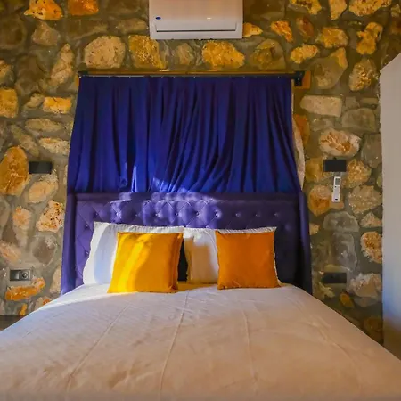 Luxury Stone House With Indoor - Outdoor Pools, Turkish Bath And Sauna In Fethiye Incirkoy