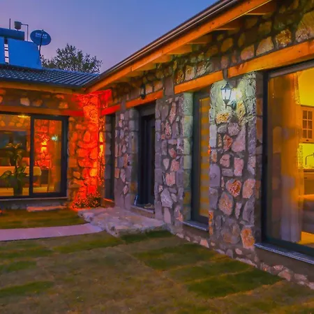 Feriehus Luxury Stone House With Indoor - Outdoor Pools, Turkish Bath And Sauna In Fethiye